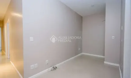Sala comercial à venda na Avenida Iguaçu, 507, Petrópolis, Porto Alegre, 85 m2 por R$ 300.000