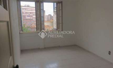 Sala comercial à venda na Praça Otávio Rocha, 22, Centro Histórico, Porto Alegre, 48 m2 por R$ 110.000