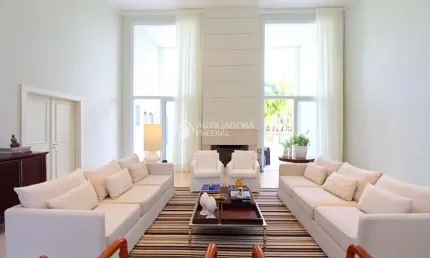 Casa em condomínio fechado com 3 quartos à venda na Avenida Juca Batista, 8000, Belém Novo, Porto Alegre, 450 m2 por R$ 5.250.000