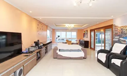 Casa com 3 quartos à venda na Rua Dona Lida Monteiro, 445, Teresópolis, Porto Alegre, 300 m2 por R$ 1.620.000