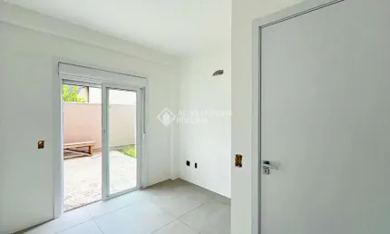 Apartamento com 2 quartos à venda na rua nunes, 146, medianeira, porto alegre, 62 m2 por r$ 429.000