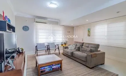 Casa em condomínio fechado com 3 quartos à venda na Rua Padre João Batista Reus, 2748, Vila Conceição, Porto Alegre, 102 m2 por R$ 680.000