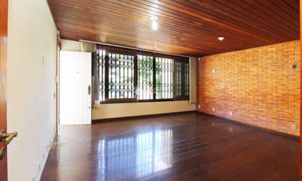Casa com 3 quartos à venda na Rua Bispo William Thomas, 88, Teresópolis, Porto Alegre, 250 m2 por R$ 849.000