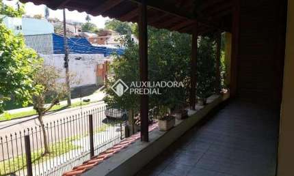 Casa com 3 quartos à venda na Rua Dário Totta, 210, Teresópolis, Porto Alegre, 216 m2 por R$ 599.000