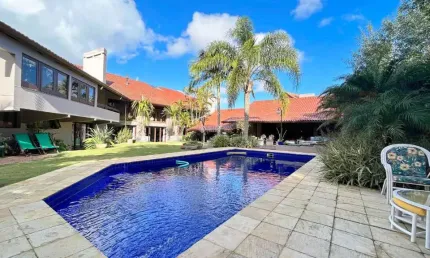 Casa em condomínio fechado com 7 quartos à venda na Avenida da Cavalhada, 5205, Cavalhada, Porto Alegre, 1075 m2 por R$ 5.299.000