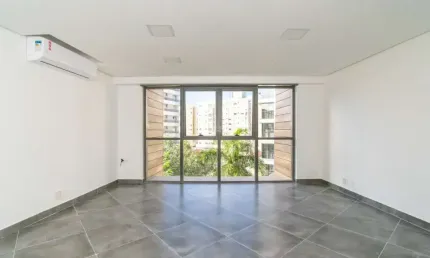 Sala comercial à venda na Avenida Wenceslau Escobar, 2700, Tristeza, Porto Alegre, 33 m2 por R$ 439.990