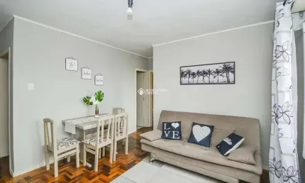 Apartamento com 2 quartos à venda na avenida taquary, 635, cristal, porto alegre, 51 m2 por r$ 320.000