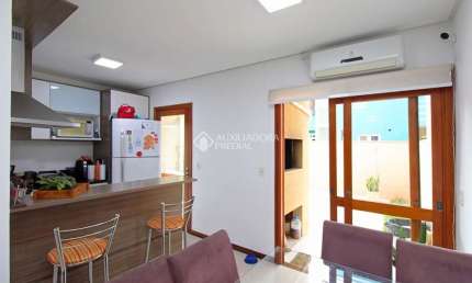 Casa em condomínio fechado com 3 quartos à venda na Rua Fernando Jorge Schneider, 229, Hípica, Porto Alegre, 164 m2 por R$ 535.000