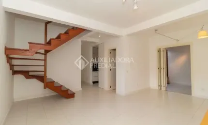 Casa em condomínio fechado com 3 quartos à venda na Rua Upamaroti, 100, Cristal, Porto Alegre, 139 m2 por R$ 680.000