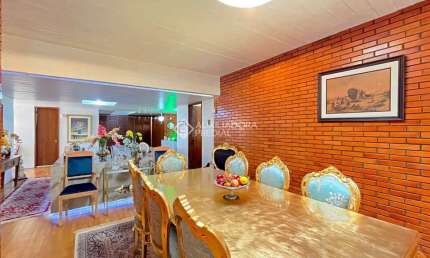 Casa com 3 quartos à venda na Rua Maracá, 51, Vila Assunção, Porto Alegre, 407 m2 por R$ 3.000.000