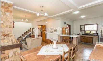Casa em condomínio fechado com 3 quartos à venda na Avenida Tramandaí, 1152, Ipanema, Porto Alegre, 292 m2 por R$ 790.000