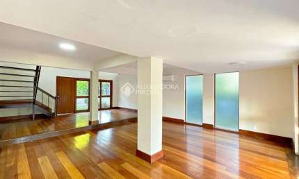 Casa em condomínio fechado com 3 quartos à venda na Rua Dea Coufal, 1410, Ipanema, Porto Alegre, 233 m2 por R$ 737.900