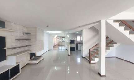 Casa em condomínio fechado com 4 quartos à venda na Rua Alexandre de Gusmão, 390, Hípica, Porto Alegre, 149 m2 por R$ 586.000