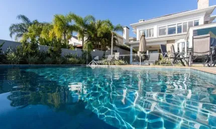 Casa em condomínio fechado com 4 quartos à venda na Avenida Juca Batista, 9000, Chapéu do Sol, Porto Alegre, 379 m2 por R$ 4.800.000