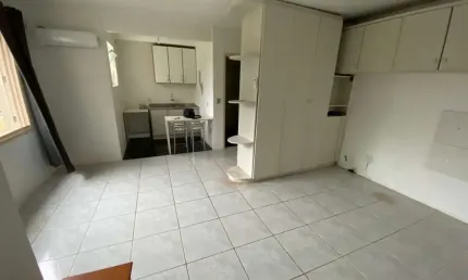 Apartamento com 1 quarto à venda na Rua Dona Amélia, 246, Santa Tereza, Porto Alegre, 31 m2 por R$ 132.000