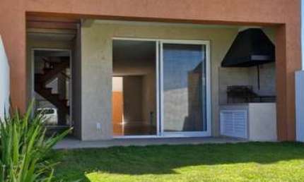 Casa com 1 quarto à venda na Heitor Vila Lobos, 359, Arpoador, Xangri-Lá, 160 m2 por R$ 890.000