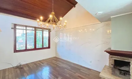 Casa com 3 quartos à venda na Travessa Nova Trento, 407, Tristeza, Porto Alegre, 240 m2 por R$ 850.000