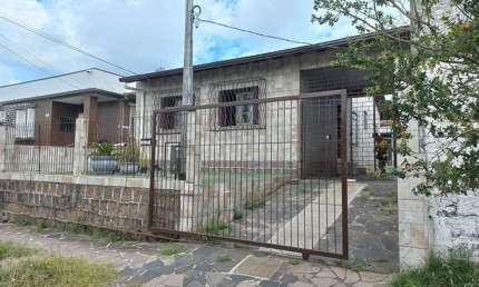 Casa em condomínio fechado com 3 quartos à venda na Rua Gregório Perez, 37, Cavalhada, Porto Alegre, 145 m2 por R$ 550.000