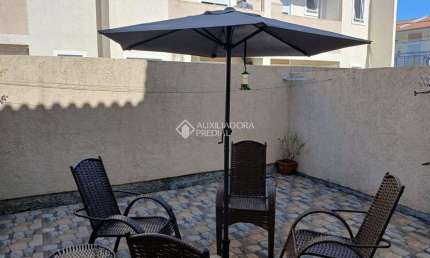 Casa em condomínio fechado com 2 quartos à venda na Nair Garcia Martins, 295, Restinga, Porto Alegre, 36 m2 por R$ 265.000