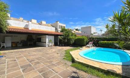 Casa em condomínio fechado com 3 quartos à venda na Avenida Saul Nonnenmacher, 127, Ipanema, Porto Alegre, 330 m2 por R$ 795.000