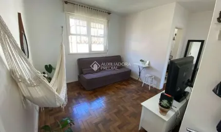 Apartamento com 1 quarto à venda na Travessa Escobar, 514, Camaquã, Porto Alegre, 36 m2 por R$ 137.900