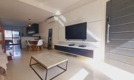 Casa com 2 quartos à venda na Rua Doutor Sérgio de Figueiredo, 84, Guarujá, Porto Alegre, 101 m2 por R$ 490.000