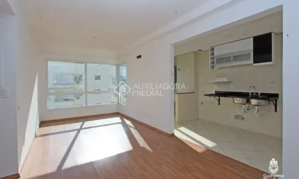 Apartamento com 3 quartos à venda na Avenida da Cavalhada, 4530, Cavalhada, Porto Alegre, 71 m2 por R$ 410.000