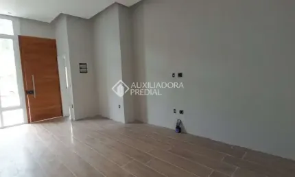 Casa com 2 quartos à venda na Rua Fernando Jorge Schneider, 945, Hípica, Porto Alegre, 80 m2 por R$ 483.000