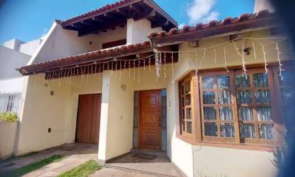Casa com 3 quartos à venda na Rua Campos Elíseos, 78, Glória, Porto Alegre, 180 m2 por R$ 1.500.000