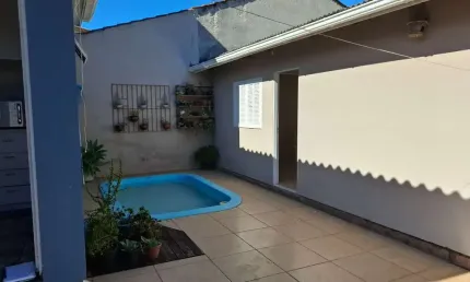 Casa com 4 quartos à venda na Lalzina Ignácio da Silva, 9, Campo Novo, Porto Alegre, 177 m2 por R$ 400.000