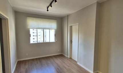 Apartamento com 1 quarto à venda na Rua Jerônimo Coelho, 44, Centro Histórico, Porto Alegre, 43 m2 por R$ 280.000