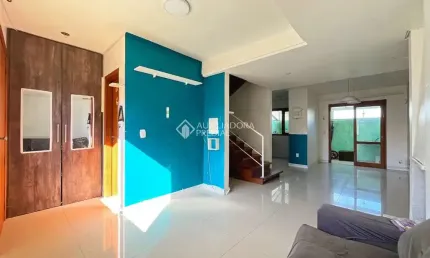 Casa em condomínio fechado com 3 quartos à venda na Avenida da Serraria, 1900, Espírito Santo, Porto Alegre, 98 m2 por R$ 325.000