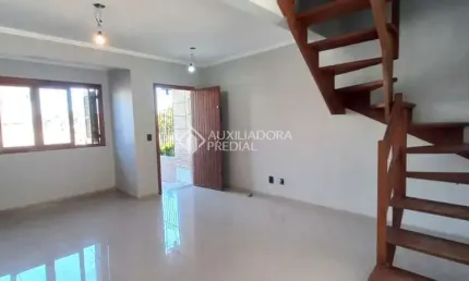 Casa com 3 quartos à venda na Rua Doutor Sady Soares, 61, Guarujá, Porto Alegre, 80 m2 por R$ 419.000