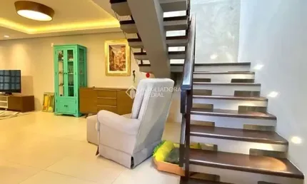 Casa em condomínio fechado com 3 quartos à venda na rua walt disney, 115, são sebastião, porto alegre, 336 m2 por r$ 1.290.000