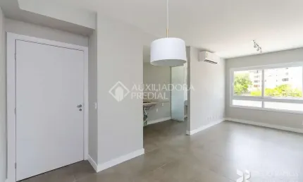 Apartamento com 3 quartos à venda na avenida teresópolis, 2438, teresópolis, porto alegre, 67 m2 por r$ 685.000