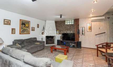 Casa em condomínio fechado com 3 quartos à venda na Rua Professor Clemente Pinto, 886, Medianeira, Porto Alegre, 167 m2 por R$ 759.000