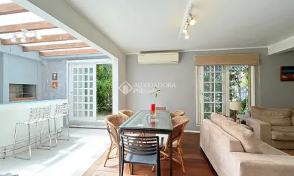 Casa em condomínio fechado com 3 quartos à venda na rua doutor armando barbedo, 832, tristeza, porto alegre, 162 m2 por r$ 709.000