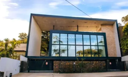 Casa comercial à venda na Avenida Coronel Marcos, 630, Pedra Redonda, Porto Alegre, 1800 m2 por R$ 15.950.000