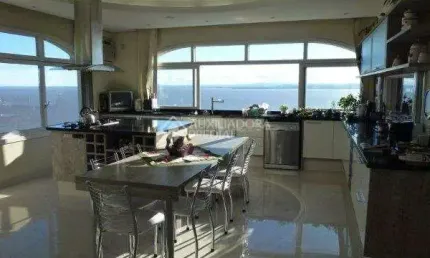 Casa em condomínio fechado com 4 quartos à venda na Rua Professor Antônio D'Ávila, 279, Tristeza, Porto Alegre, 697 m2 por R$ 3.899.000