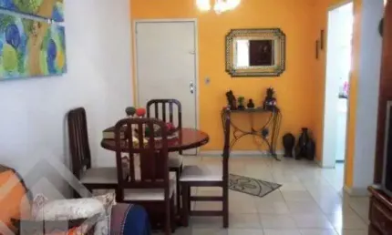 Apartamento com 2 quartos à venda na Rua Camaquã, 844, Camaquã, Porto Alegre, 77 m2 por R$ 324.000