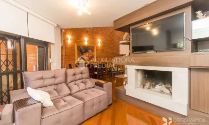 Casa em condomínio fechado com 3 quartos à venda na avenida jacuí, 978, cristal, porto alegre, 365 m2 por r$ 1.290.000