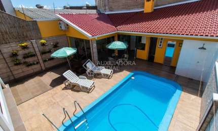 Casa em condomínio fechado com 4 quartos à venda na Rua Paulo Derly Strehl, 30, Espírito Santo, Porto Alegre, 284 m2 por R$ 2.799.000