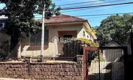 Casa com 3 quartos à venda na Rua Dona Paulina, 423, Tristeza, Porto Alegre, 150 m2 por R$ 450.000