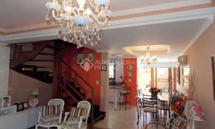 Casa em condomínio fechado com 2 quartos à venda na Avenida Edgar Pires de Castro, 1286, Hípica, Porto Alegre, 212 m2 por R$ 505.000