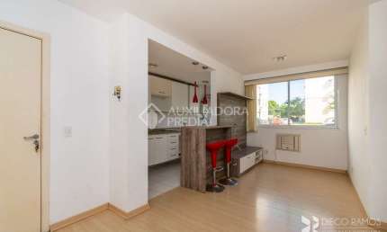 Apartamento com 2 quartos à venda na Rua Coronel Massot, 1229, Camaquã, Porto Alegre, 45 m2 por R$ 250.000