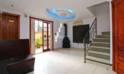 Casa em condomínio fechado com 3 quartos à venda na Avenida Wenceslau Escobar, 3714, Tristeza, Porto Alegre, 167 m2 por R$ 497.000
