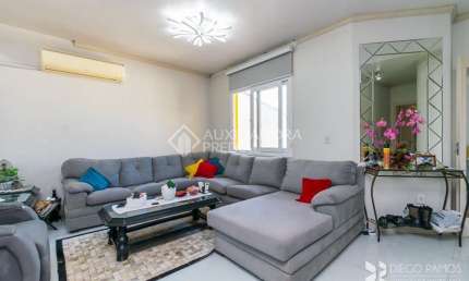 Casa em condomínio fechado com 3 quartos à venda na Rua Jerolomo Minuzo, 107, Vila Nova, Porto Alegre, 268 m2 por R$ 1.100.000
