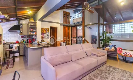 Casa em condomínio fechado com 3 quartos à venda na Avenida Jacuí, 978, Cristal, Porto Alegre, 365 m2 por R$ 920.000