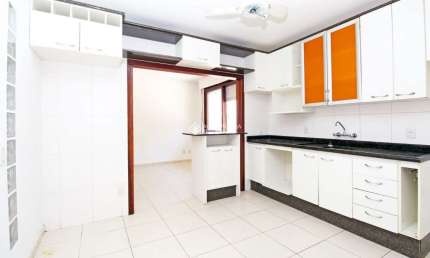 Casa em condomínio fechado com 3 quartos à venda na Rua Jataí, 267, Cristal, Porto Alegre, 130 m2 por R$ 380.000