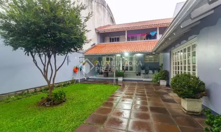 Casa com 4 quartos à venda na Rua Doutor Barcelos, 2628, Tristeza, Porto Alegre, 308 m2 por R$ 1.200.000